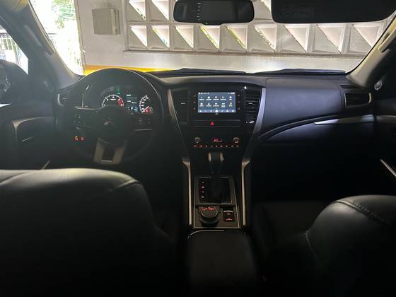 MITSUBISHI PAJERO SPORT 2.4 16V MIVEC TURBO DIESEL HPE AWD AUTOMÁTICO